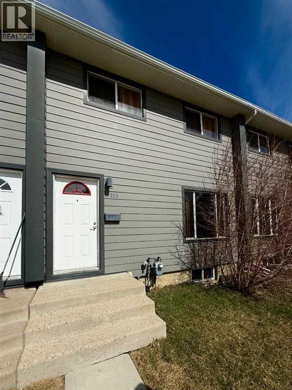 10059 80 Avenue photo 2