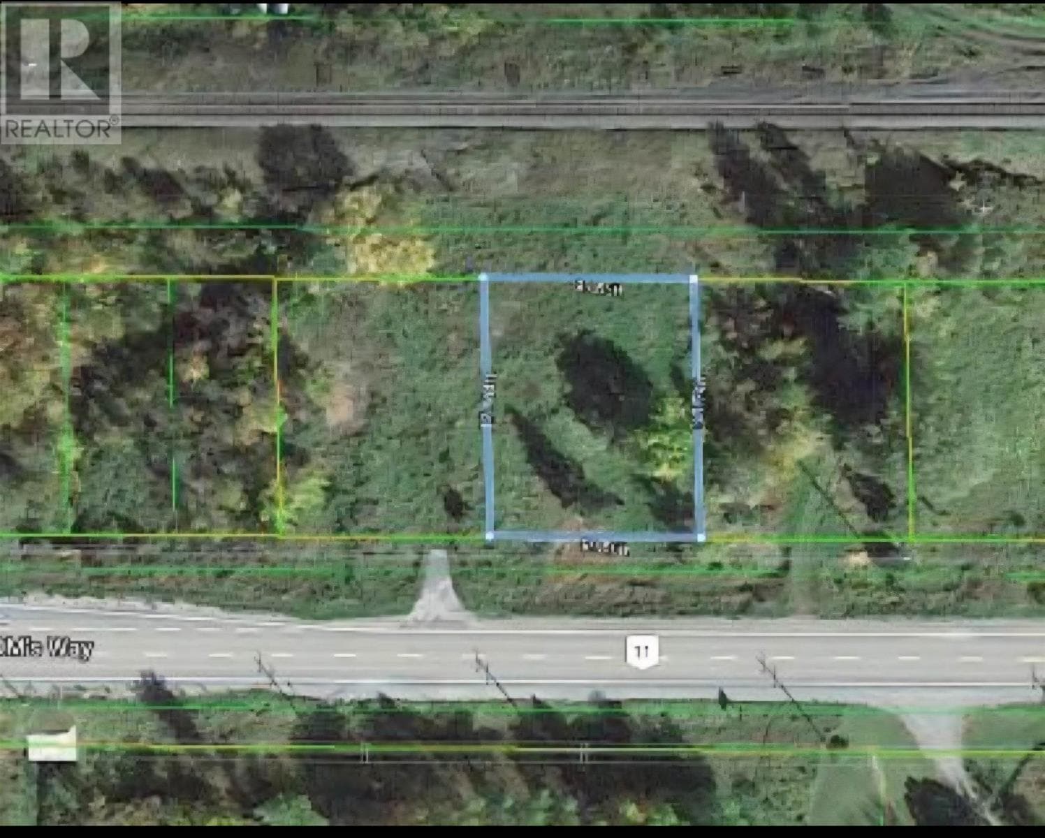 605 HWY 11 photo 2