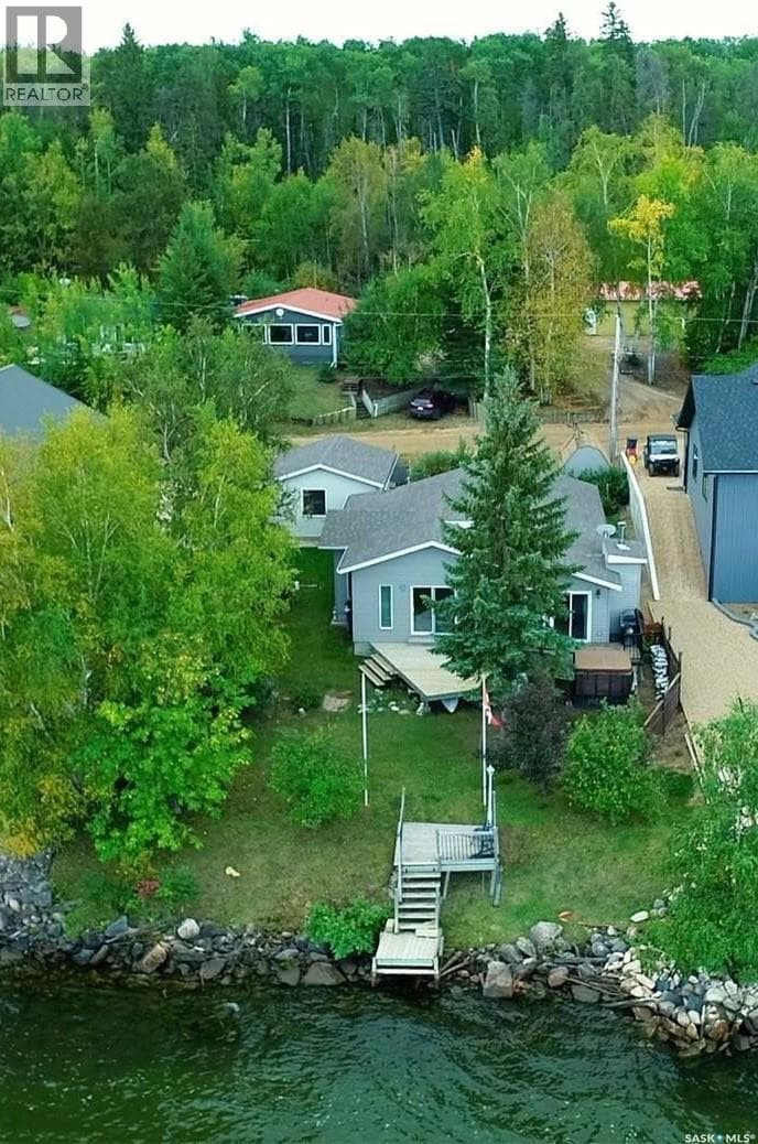 1118 Birch AVENUE photo 2