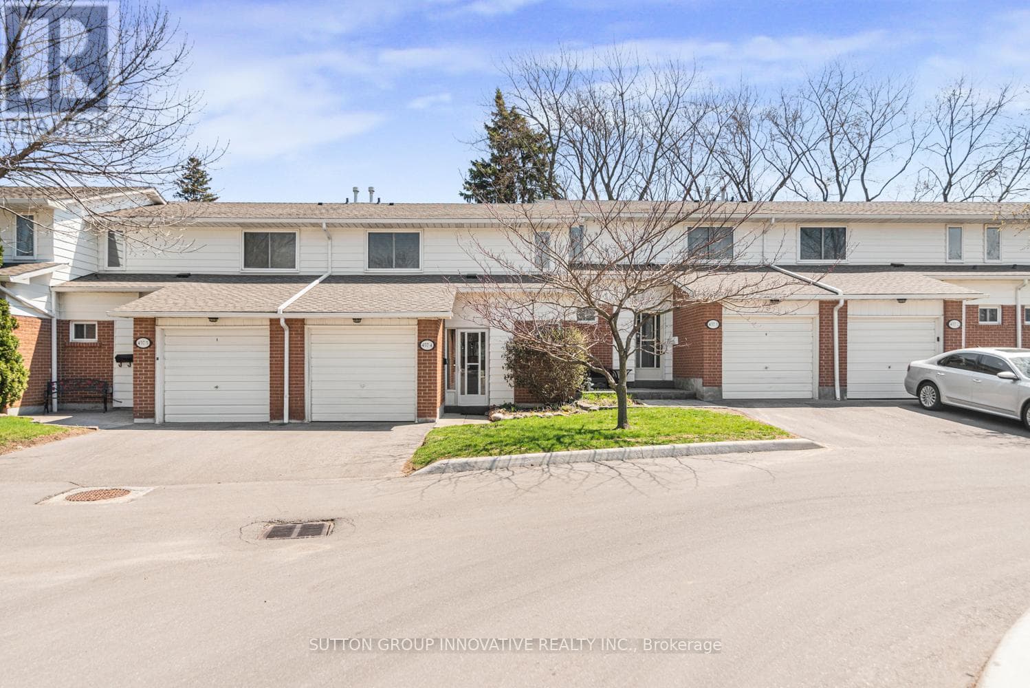 4 - 457 WOODVIEW ROAD photo 2