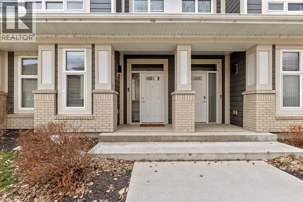 130 Silverado Plains Park SW photo 4