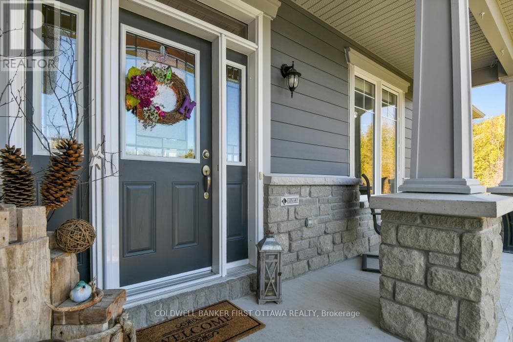 193 MAGGIE'S CRESCENT photo 2