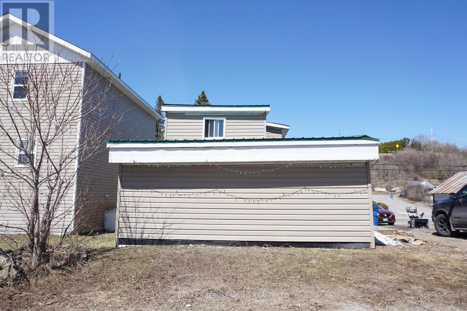 189 LANG STREET photo 3