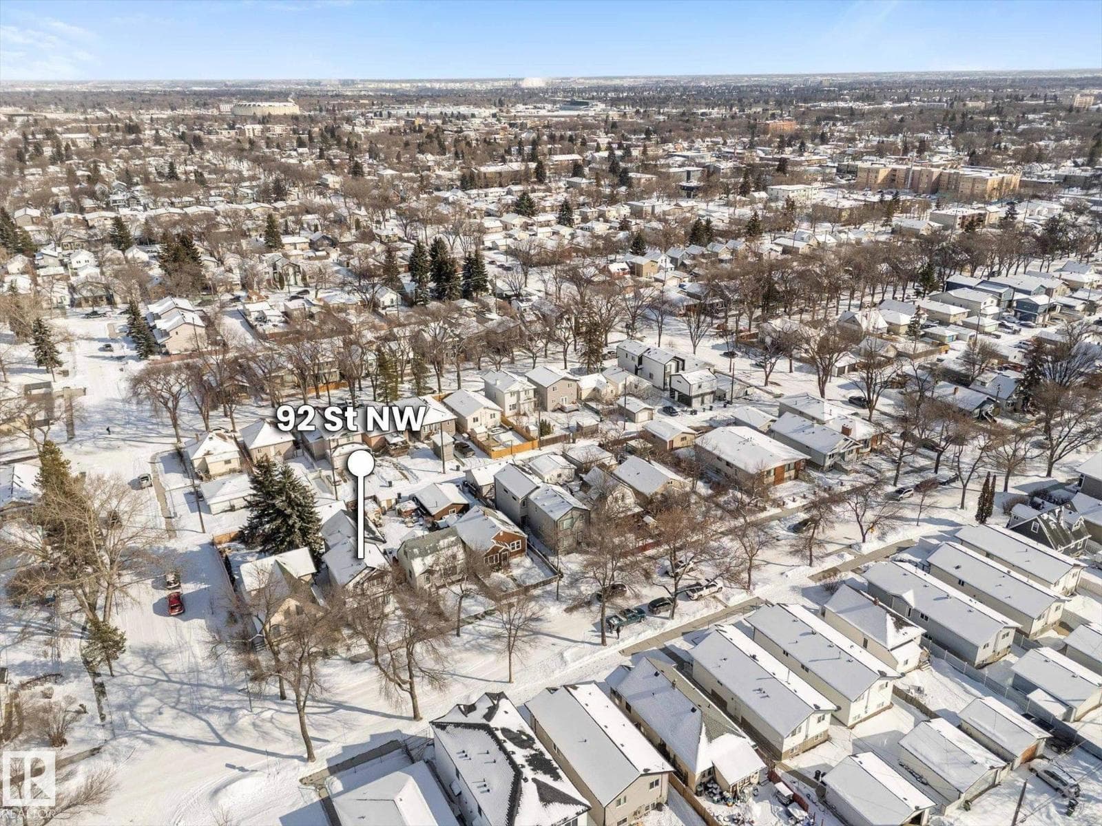 12033 92 ST NW photo 3