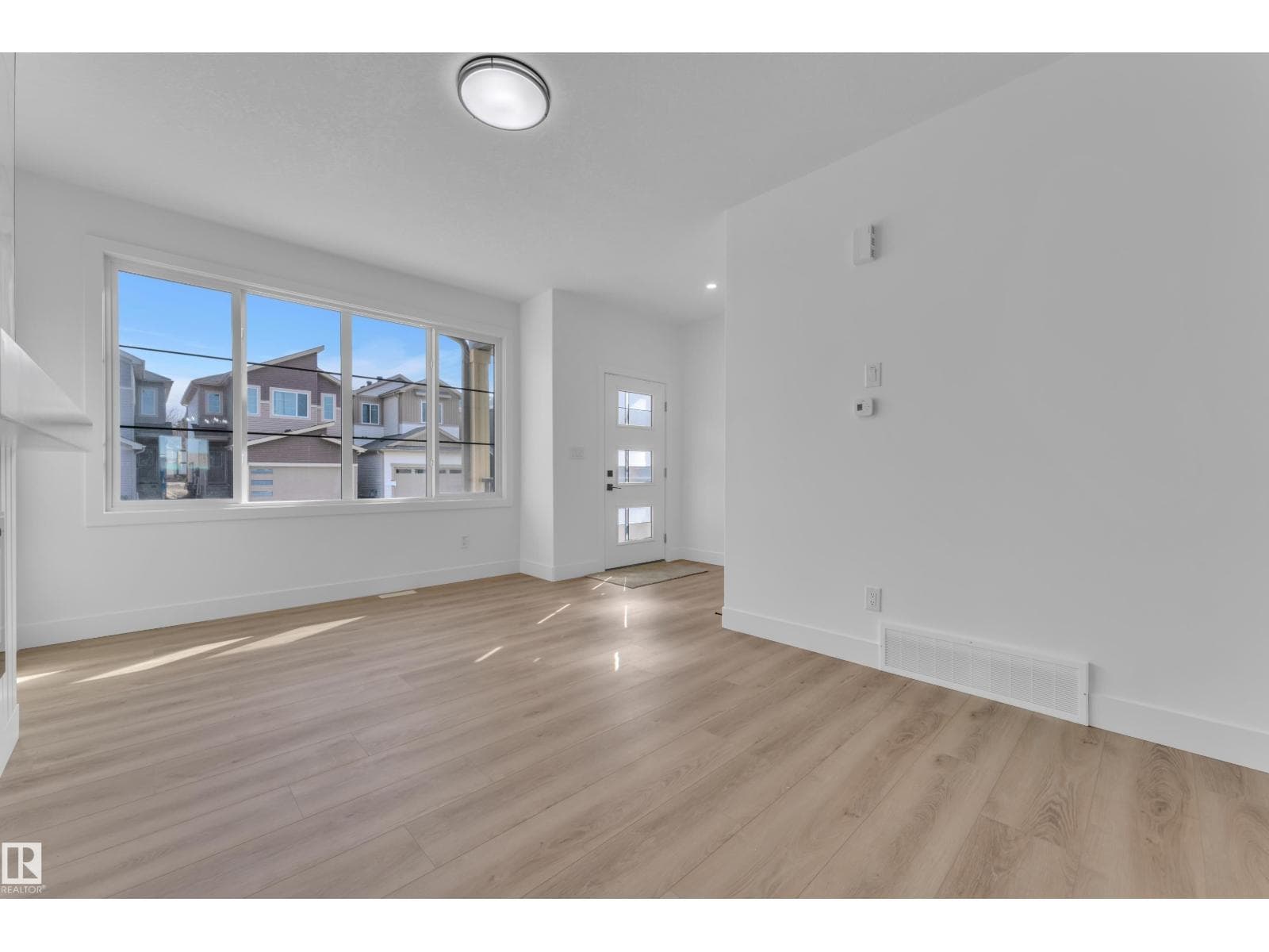 285 Munn WY photo 5