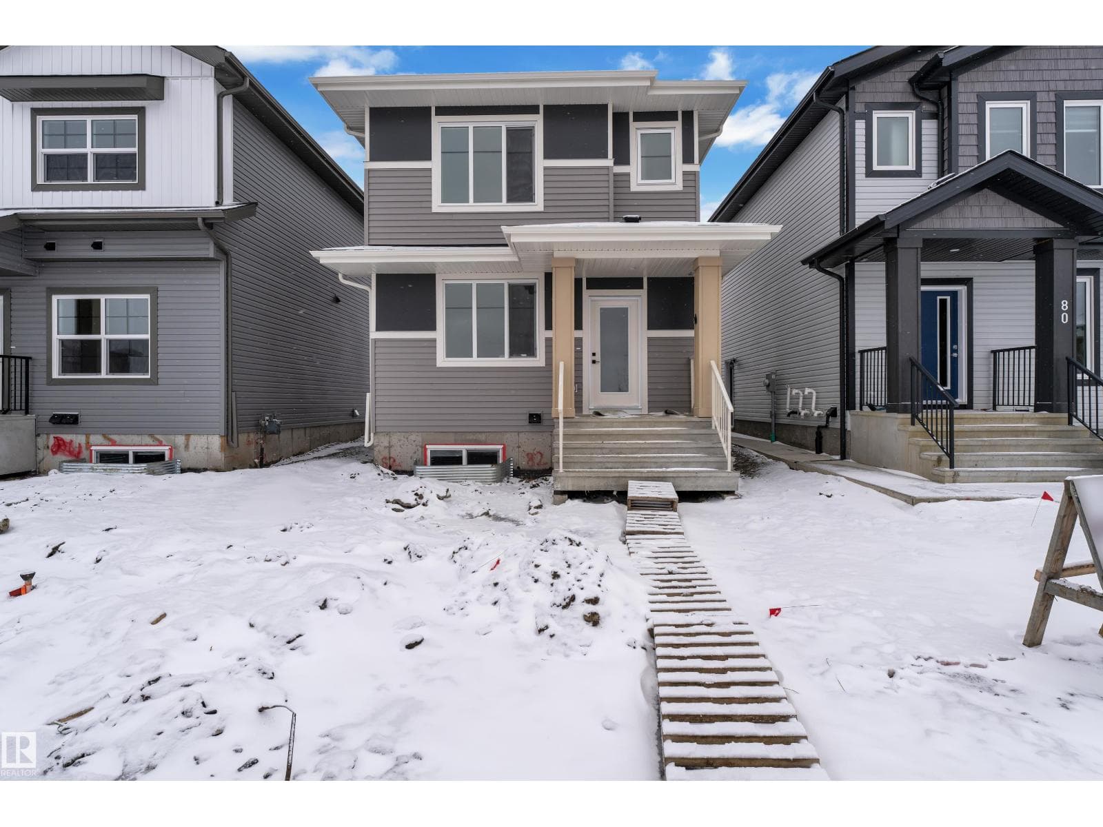 3 bed 3 bath single family at 82 Patriot WY — $439,900
