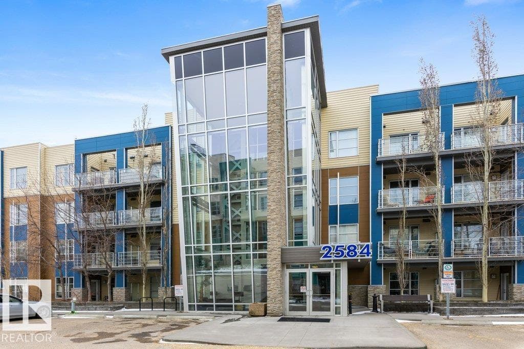 1 bed 1 bath single family at #322 2584 ANDERSON WY SW — $179,900