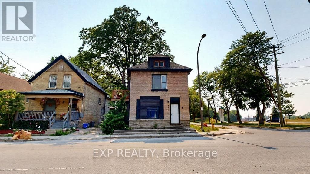 4 bed 2 bath multi-family at 553 QUEBEC STREET — $485,000