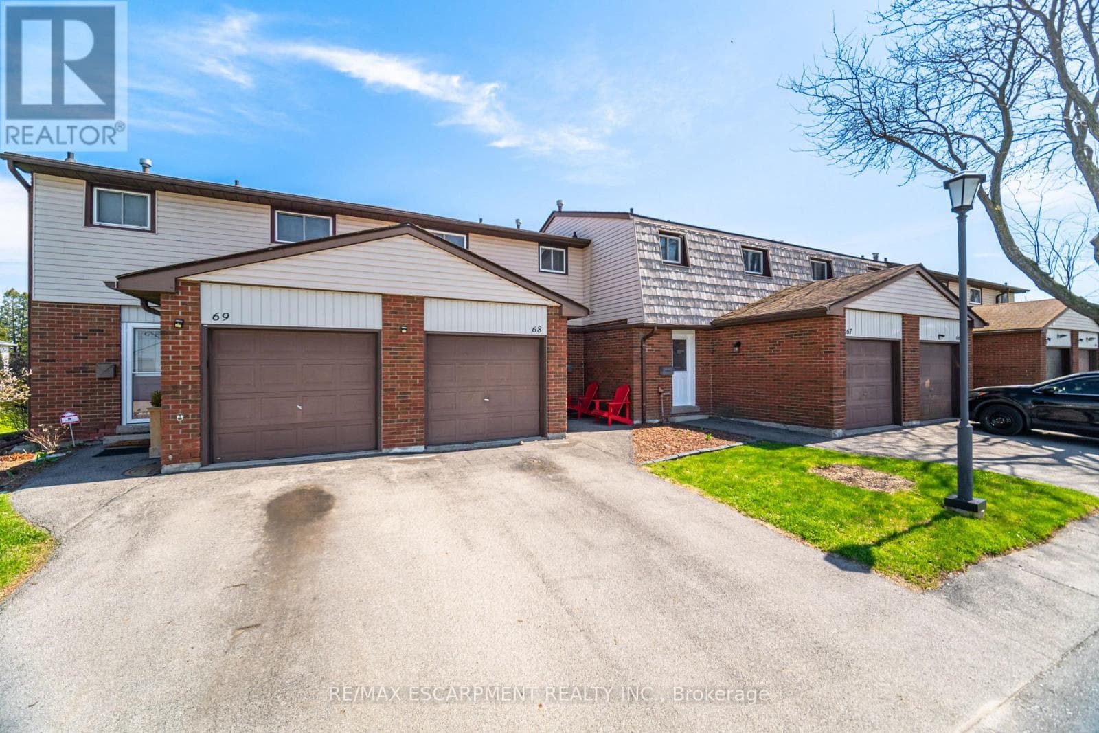 68 - 1350 LIMERIDGE ROAD E photo 2