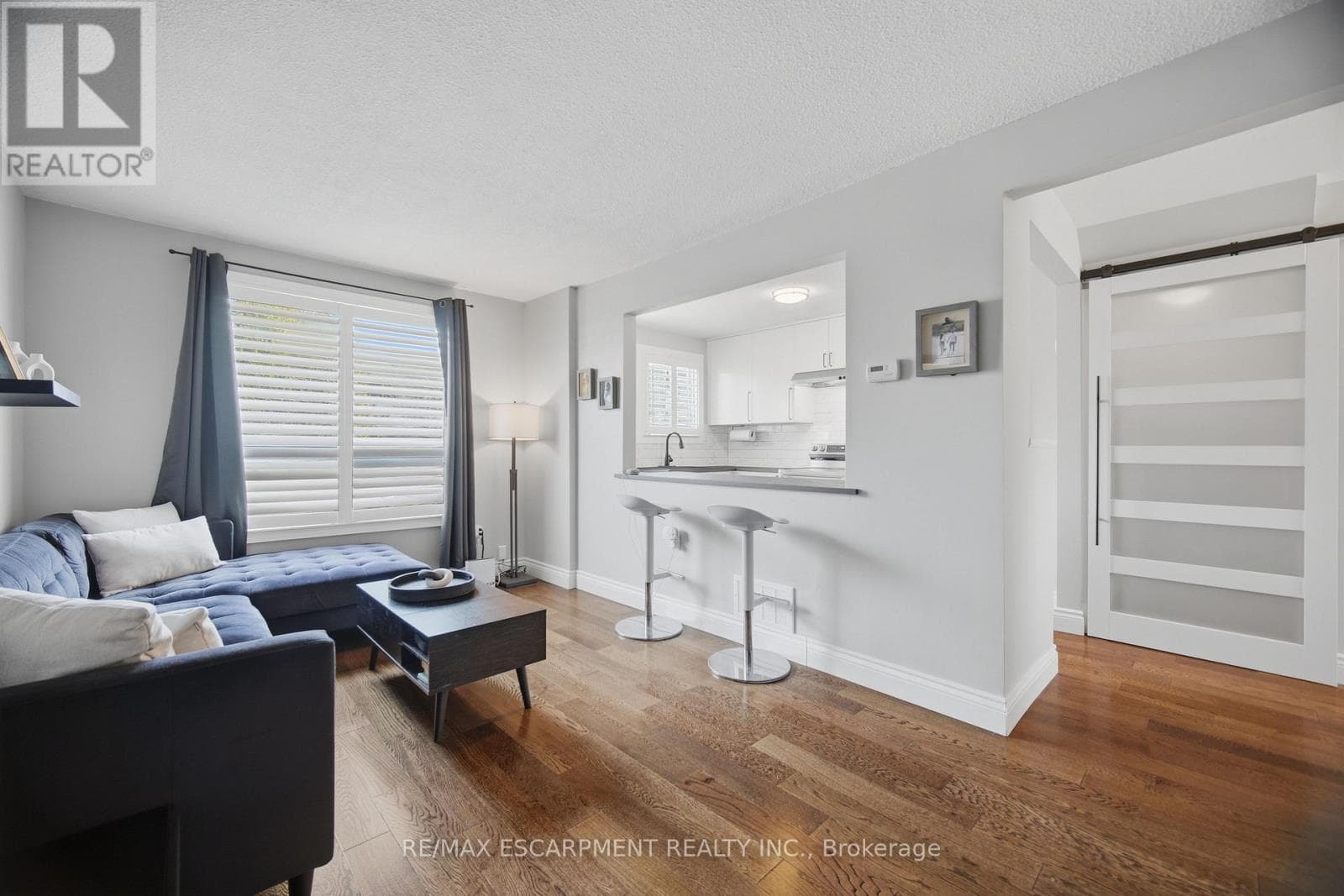 68 - 1350 LIMERIDGE ROAD E photo 4