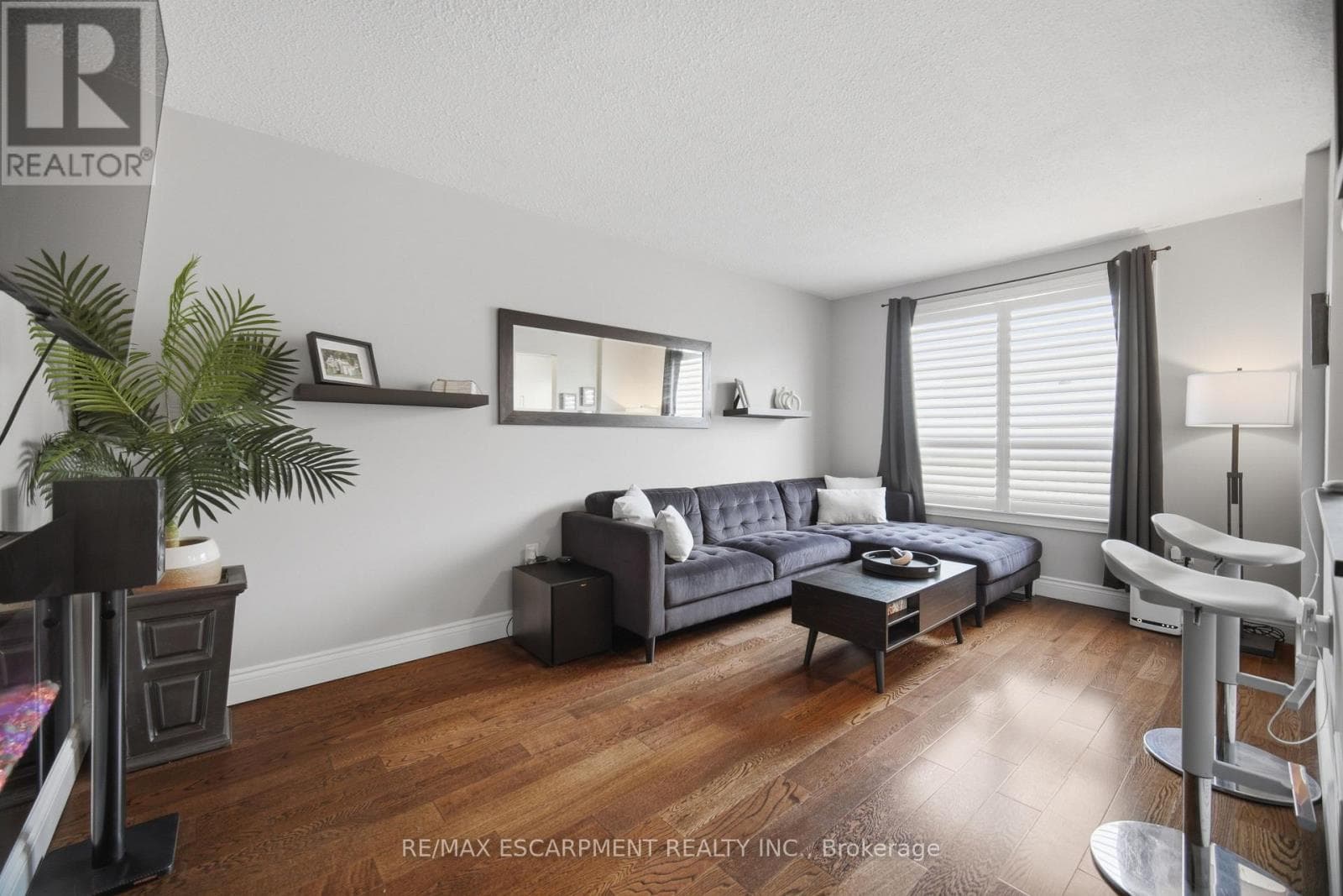 68 - 1350 LIMERIDGE ROAD E photo 5