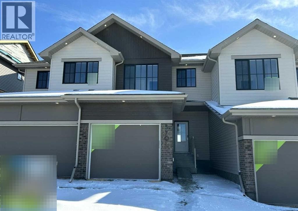 3 bed 3 bath single family at 370 Heritage Boulevard — $472,395