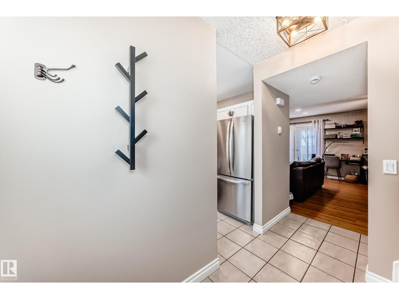 3207 139 AV NW photo 3