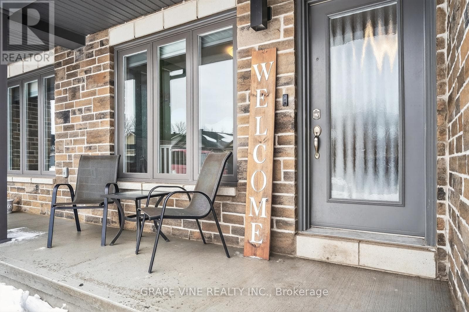 923 LEISHMAN DRIVE photo 2