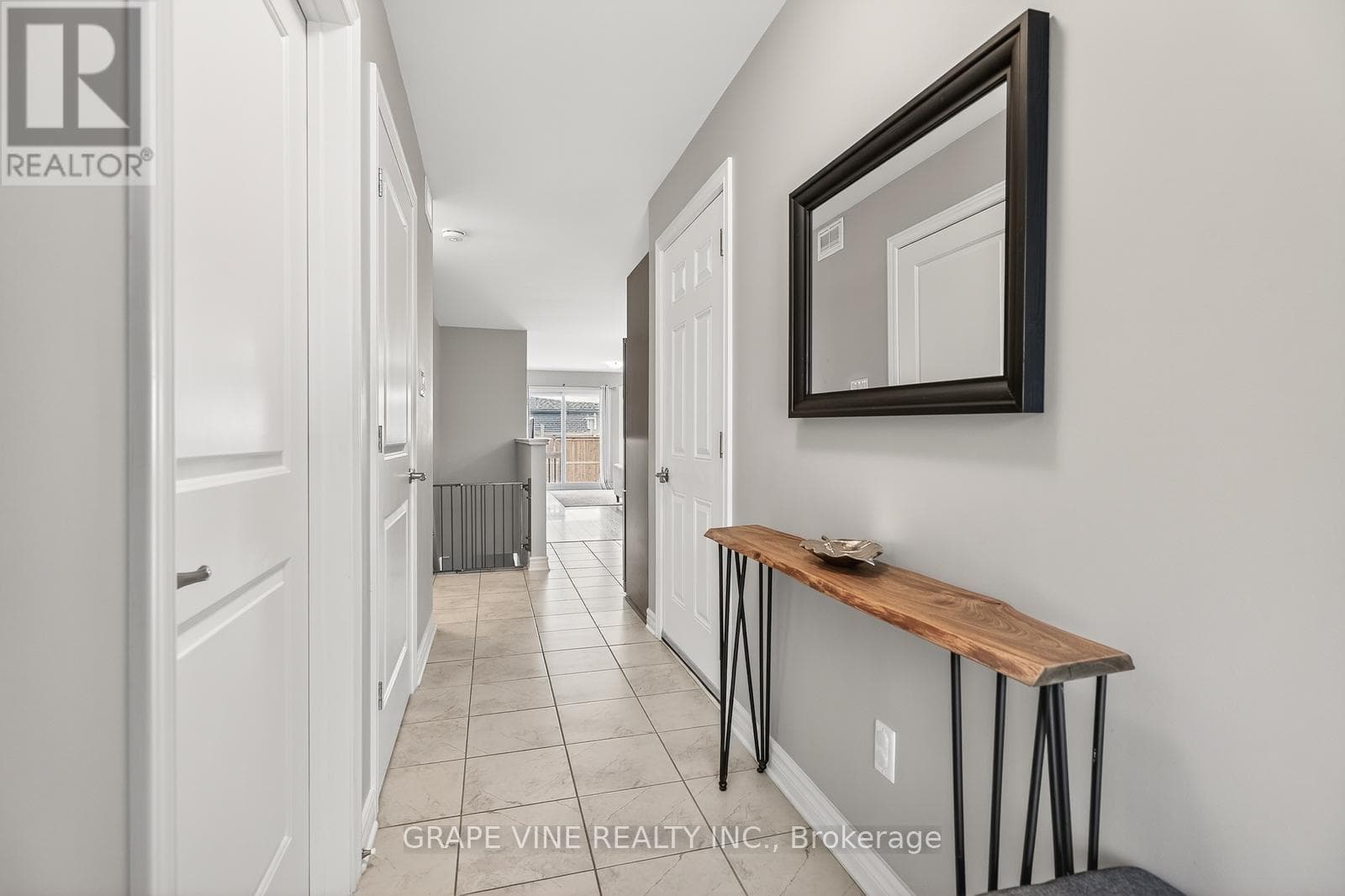 923 LEISHMAN DRIVE photo 4