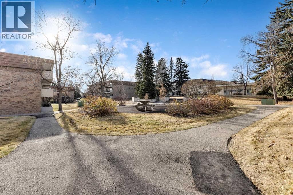 34B, 231 Heritage Drive SE photo 2