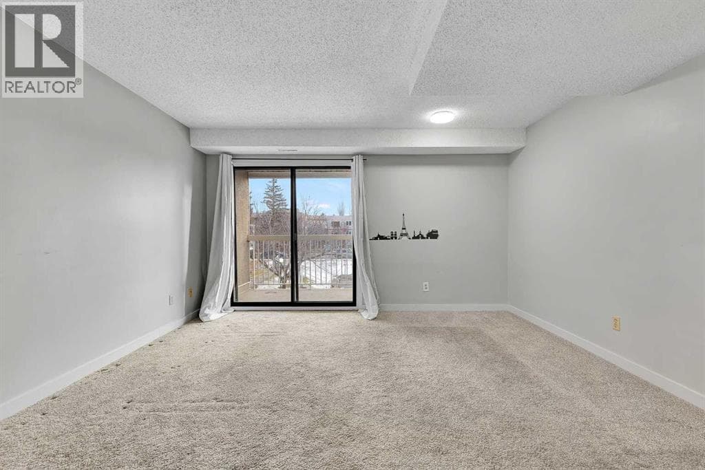 47, 3015 51 Street SW photo 5