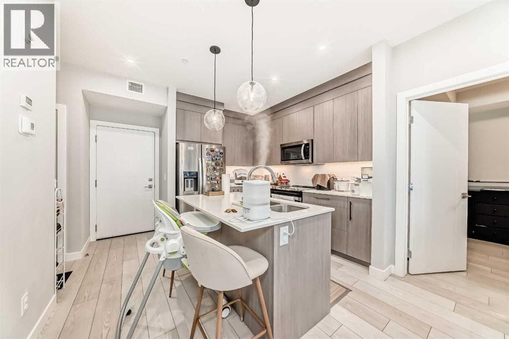 2214, 6 Merganser Drive W photo 5