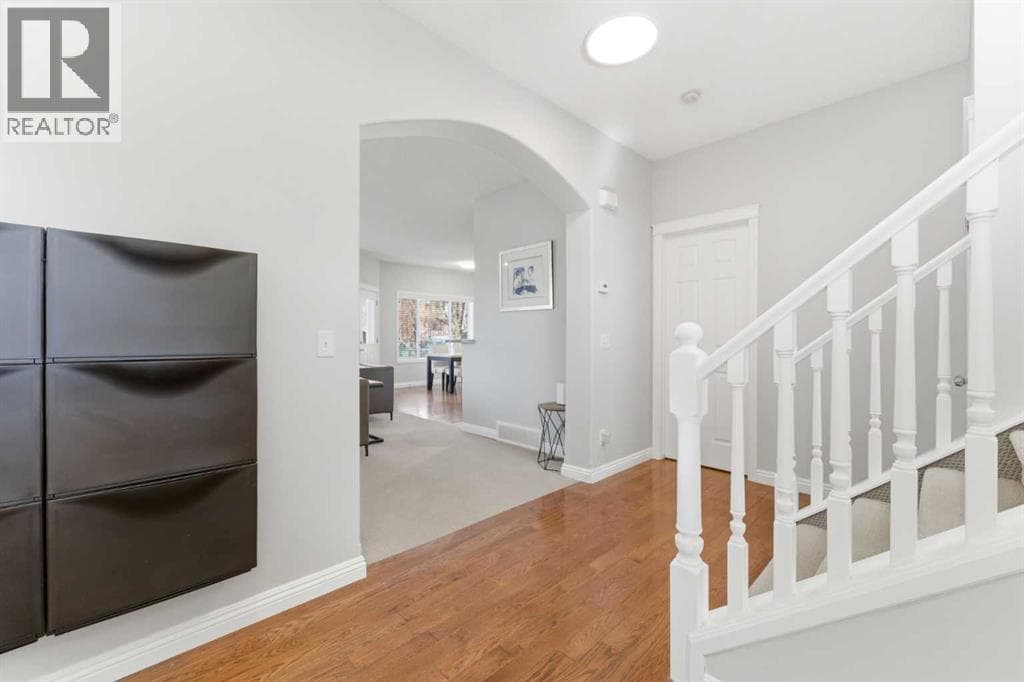 54 Glensummit Close photo 3