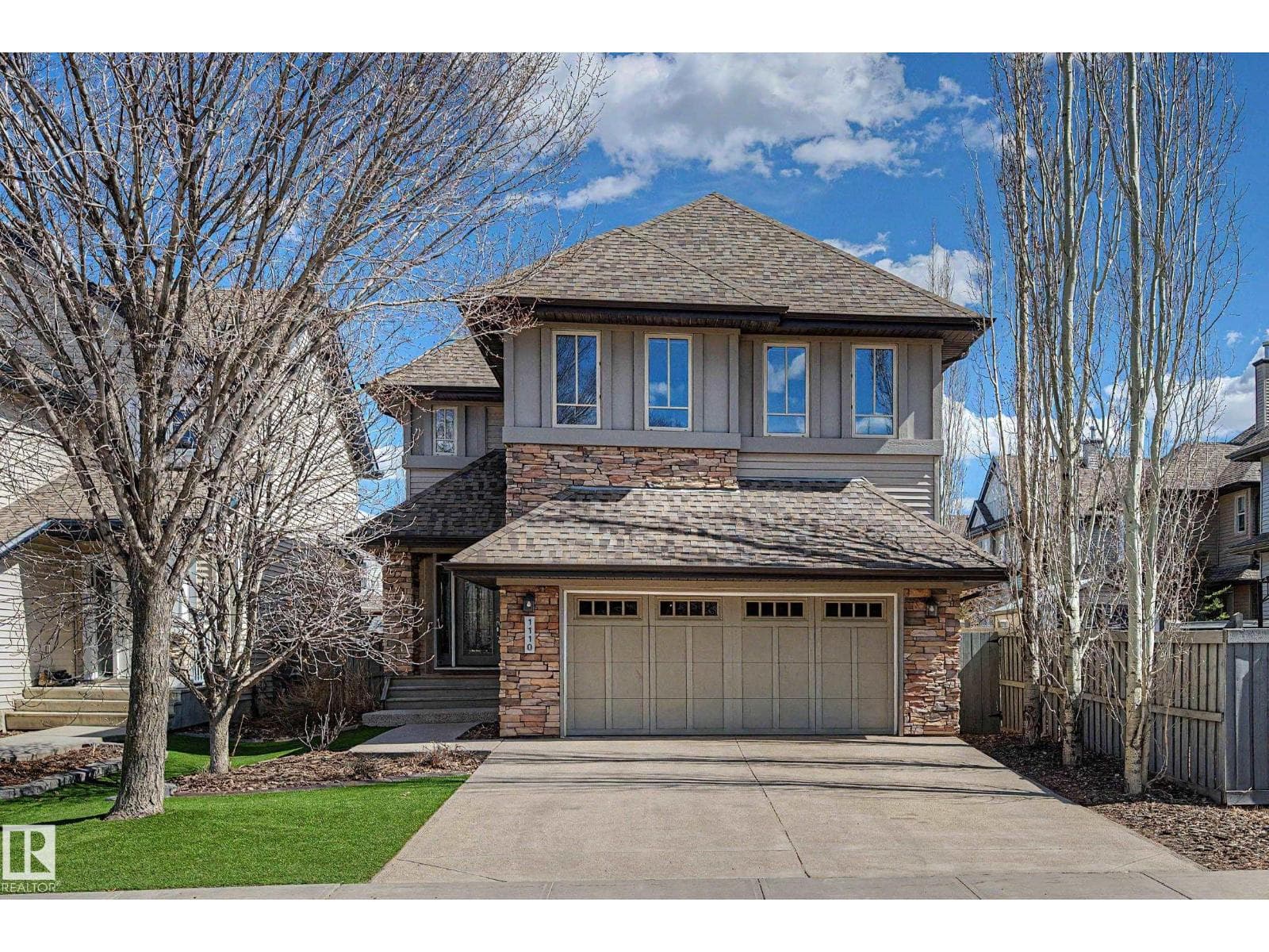 1110 ARMITAGE CR SW