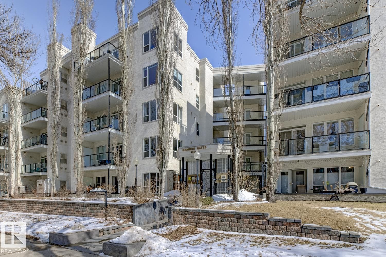 2 bed 2 bath single family at #124 10023 110 ST NW — $229,000