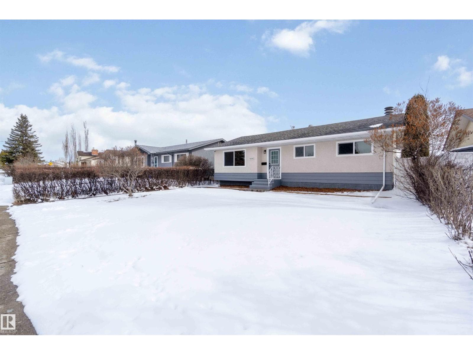 15015 95 ST NW photo 3