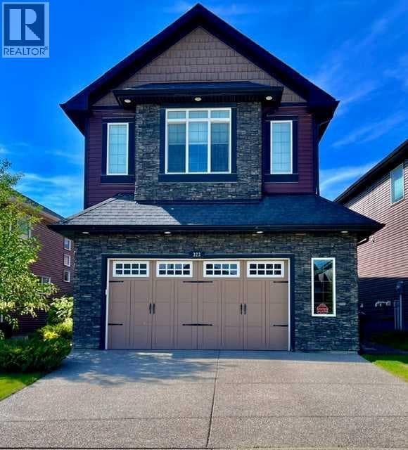 3 bed 3 bath single family at 323 Nolan Hill Boulevard NW — $865,000