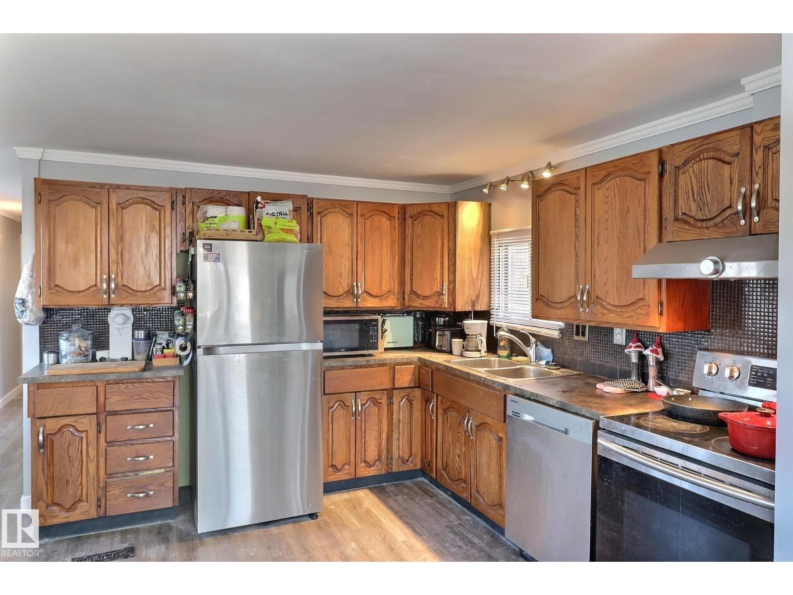 255 EVERGREEN PA NW photo 3