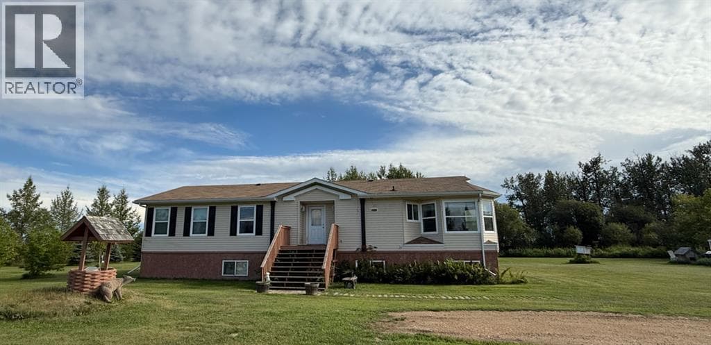 3 bed 2 bath single family at 16521 Township Road 755A — $414,900