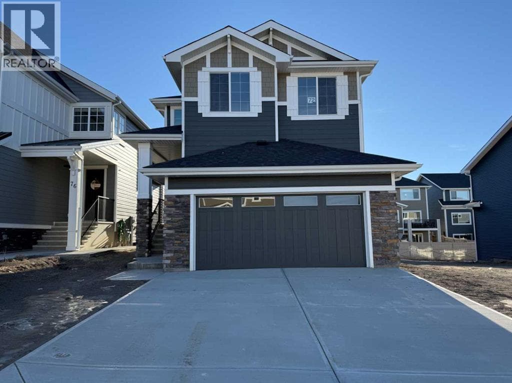 3 bed 3 bath single family at 72 Sunrise Heath — $704,900
