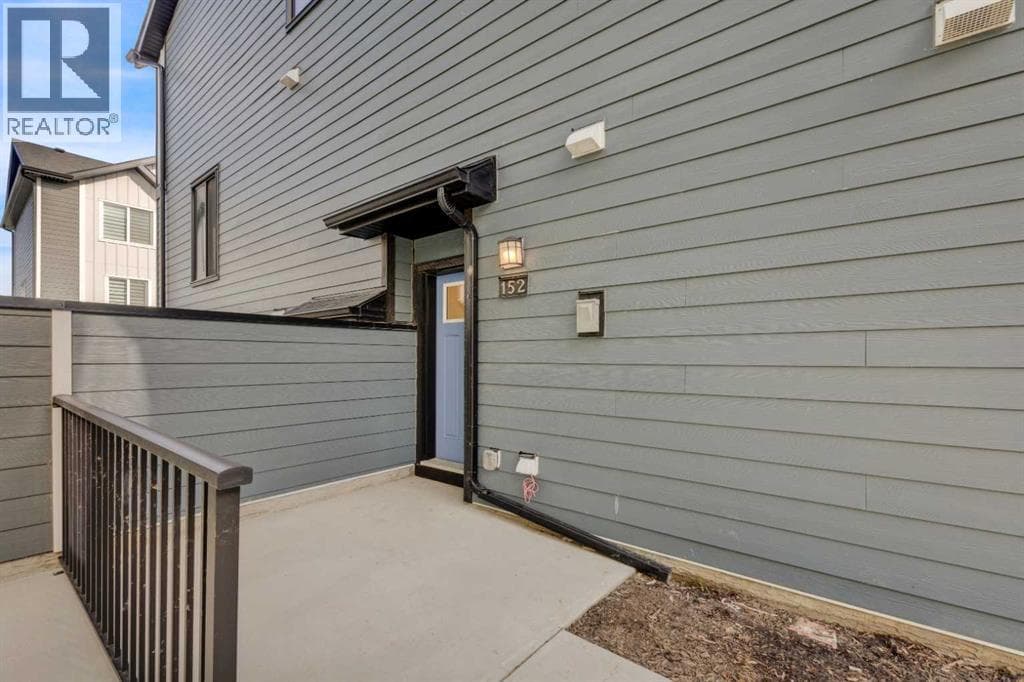 152, 380 Seton Villas SE photo 2