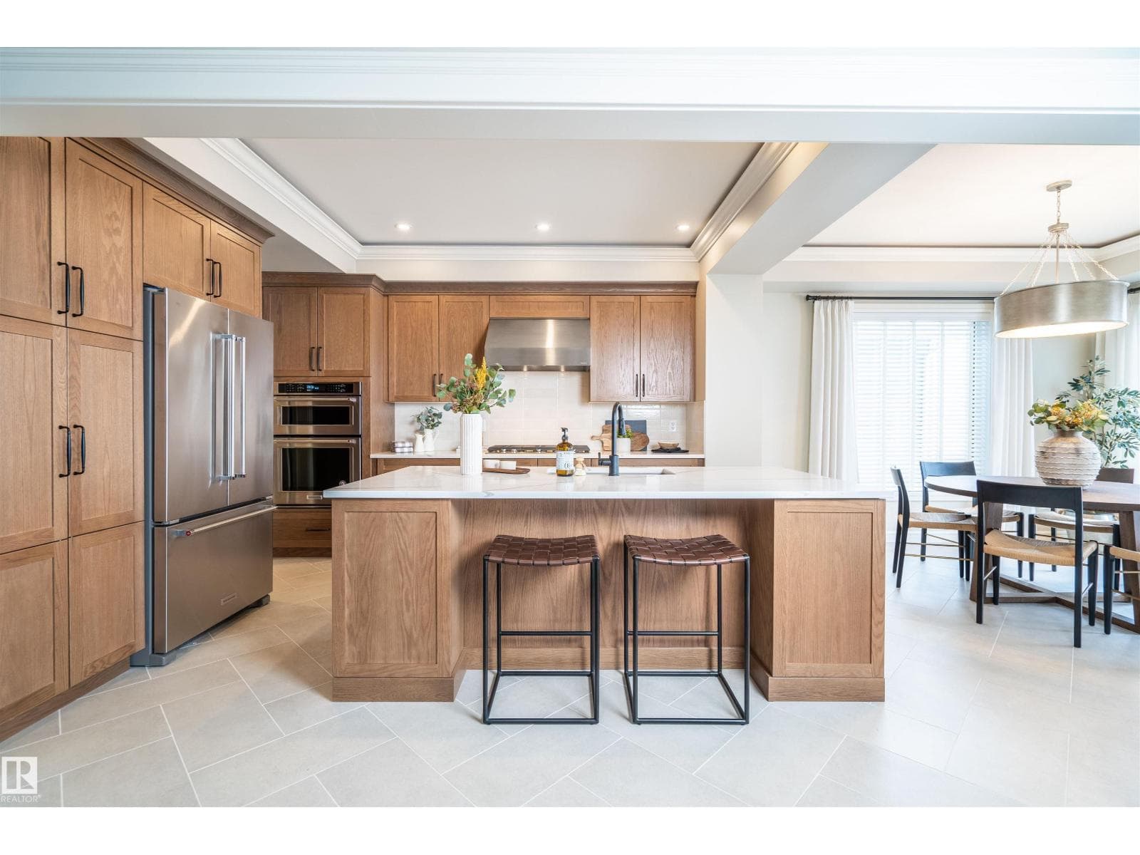1611 14 ST NW photo 4