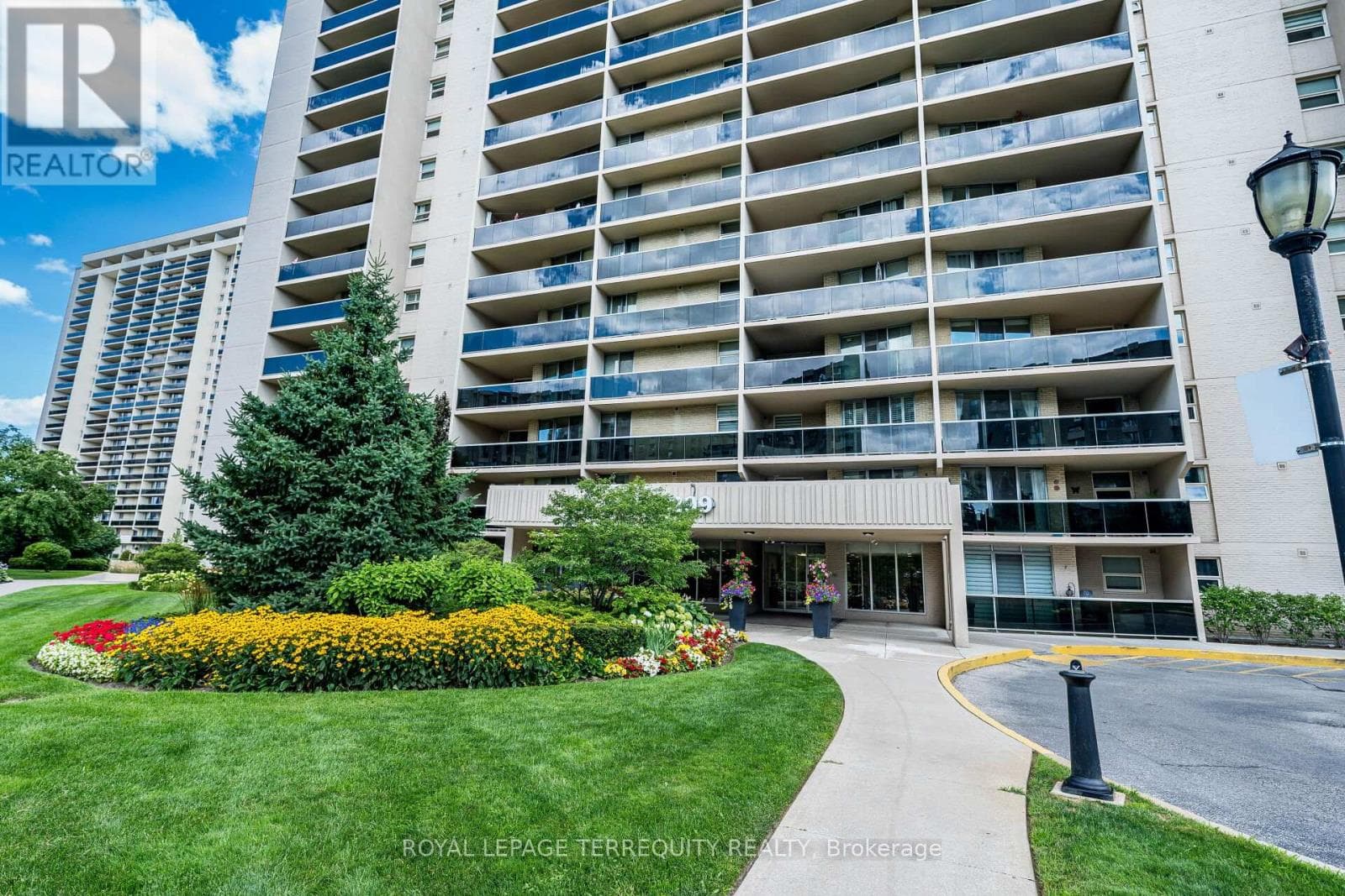 3 bed 2 bath single family at 210 - 299 MILL ROAD — $669,900