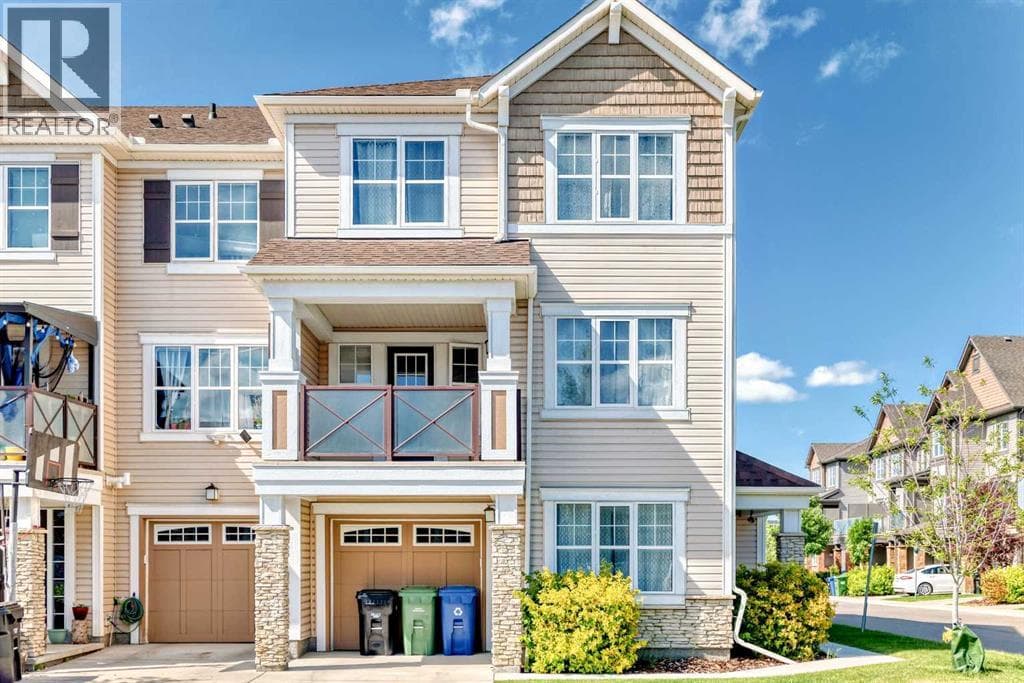 81 Cityscape Row NE photo 2