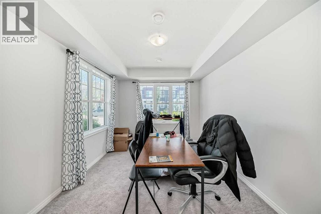 81 Cityscape Row NE photo 5