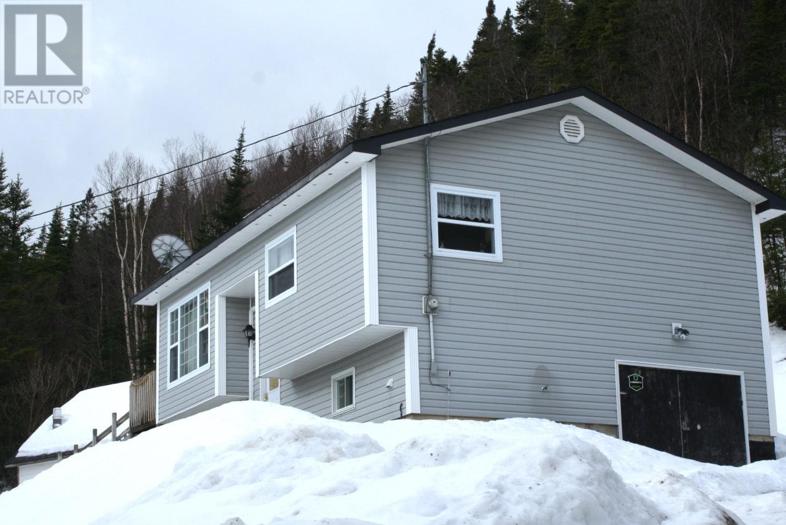 2 bed 2 bath single family at 172 Hillview Drive — $169,900