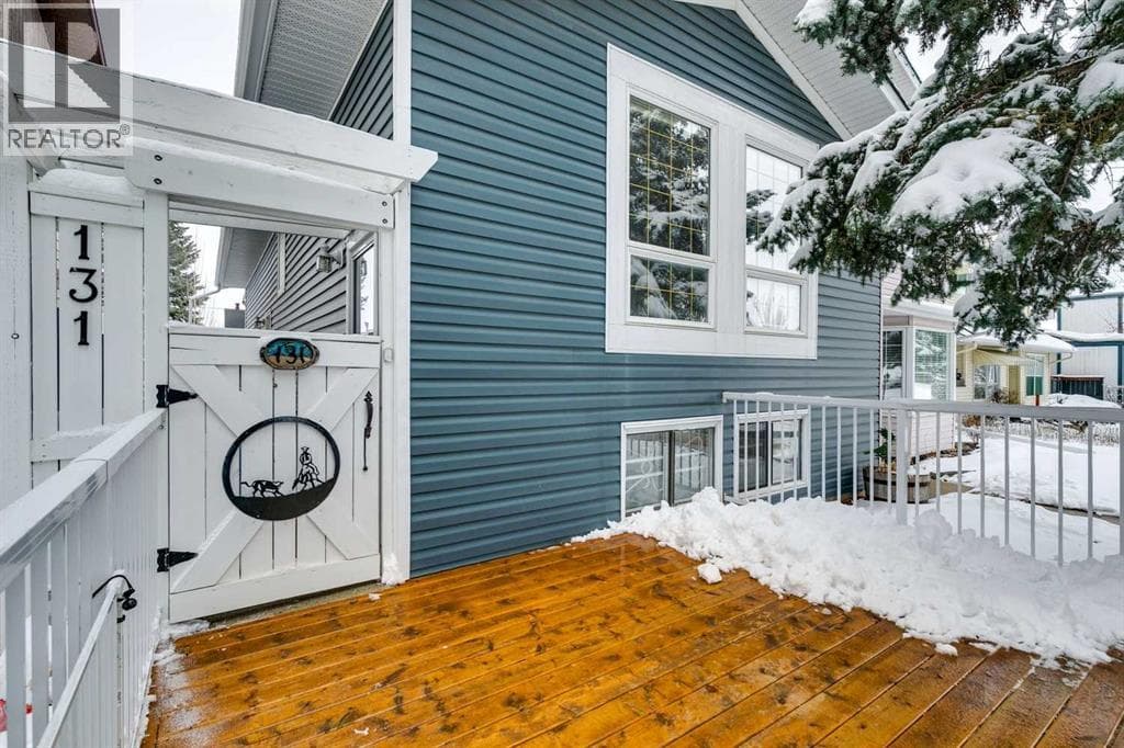 131 Woodglen Way SW photo 2