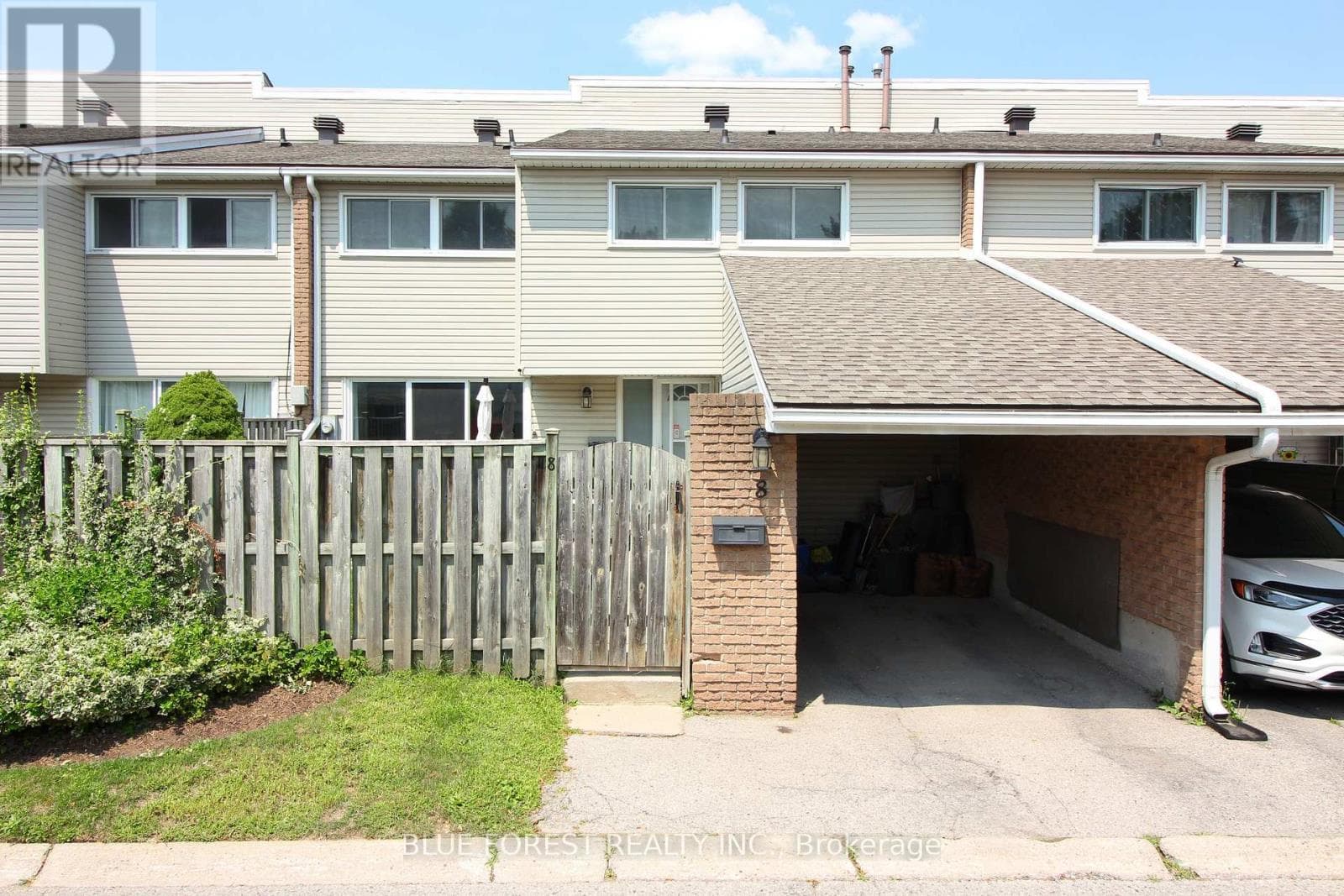 3 bed 3 bath single family at 8 - 590 MILLBANK DRIVE — $390,000