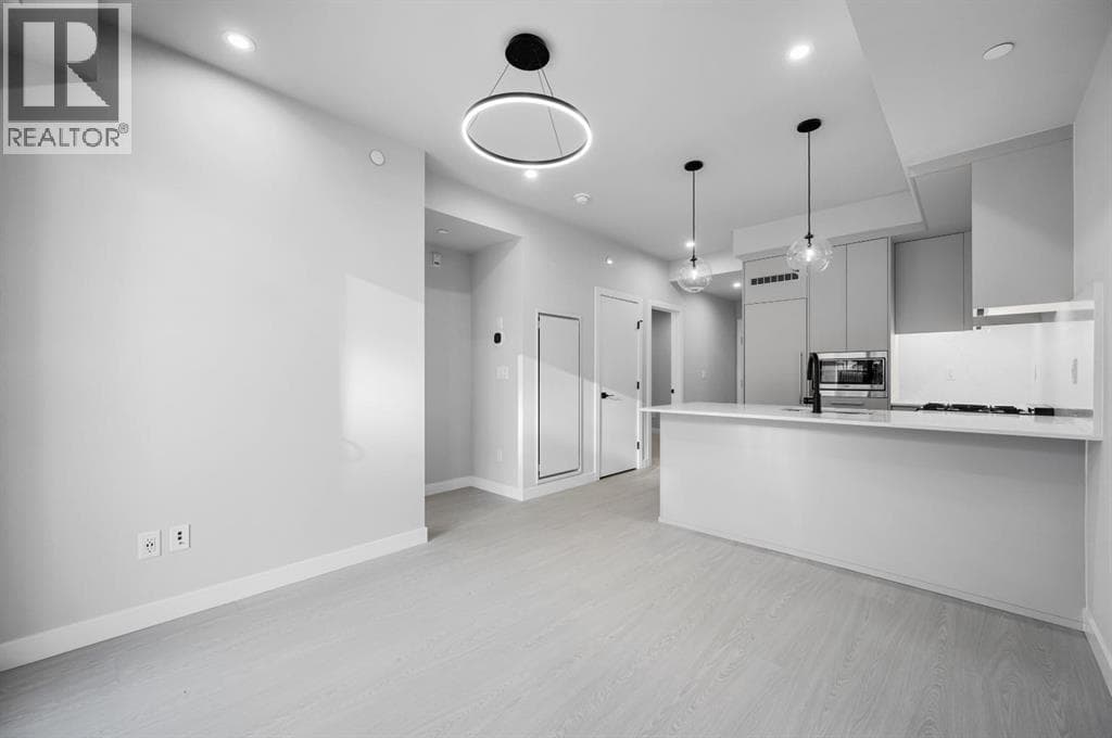 307, 8375 Broadcast Avenue SW photo 3