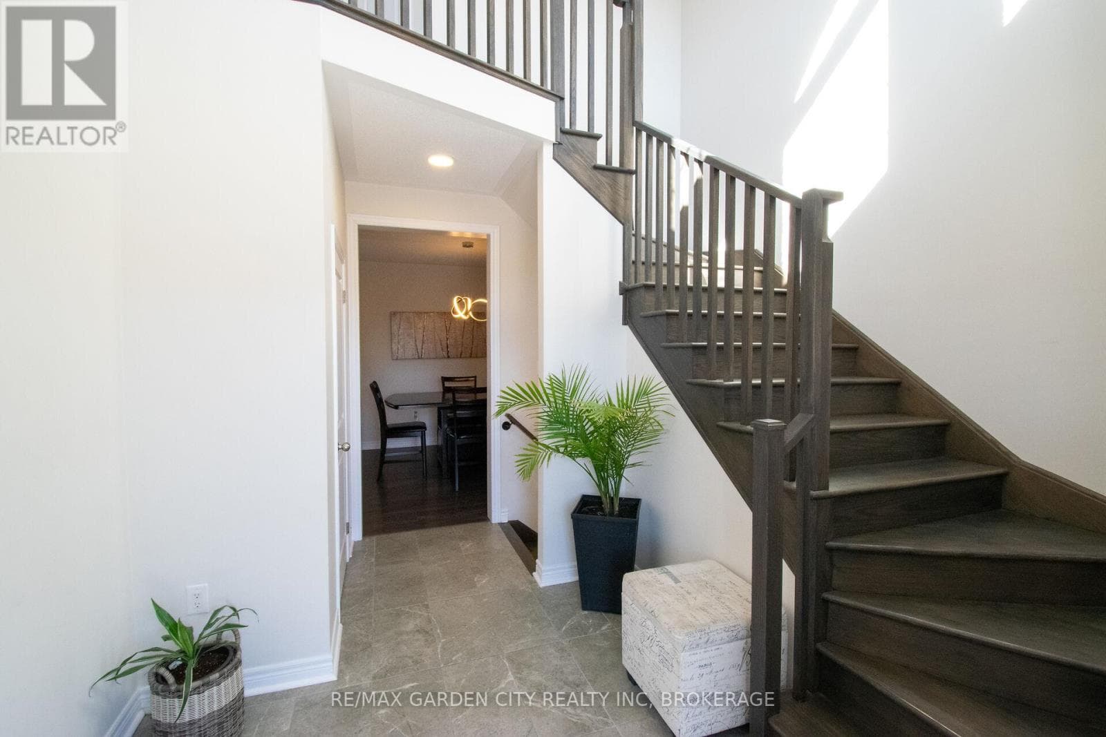 243 SHOREVIEW DRIVE photo 5