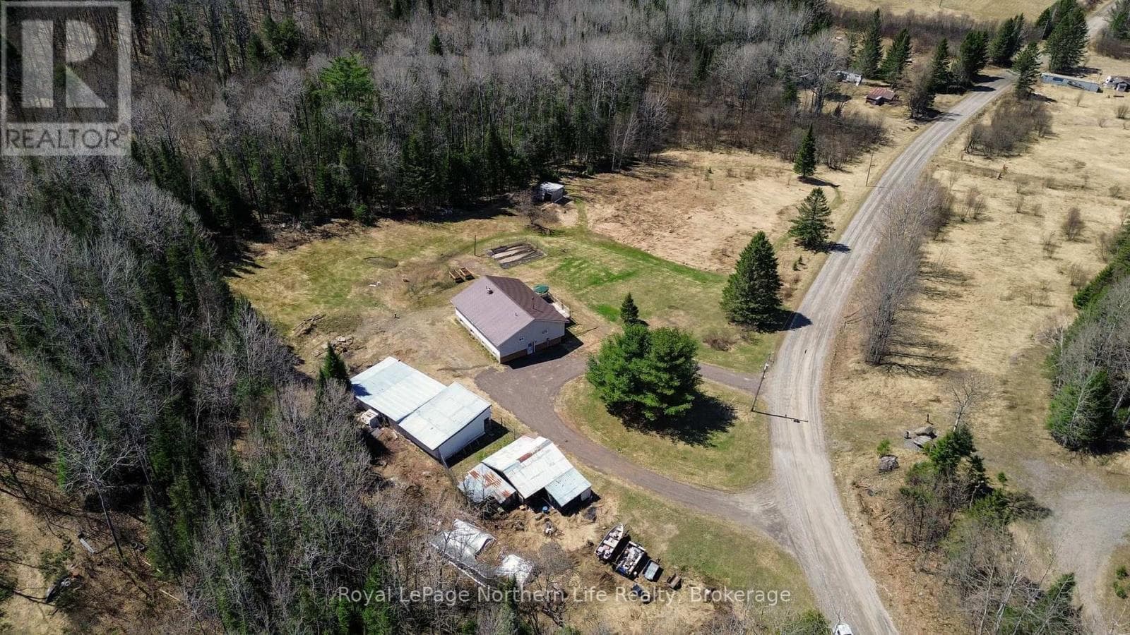121 BENNETT ROAD photo 5