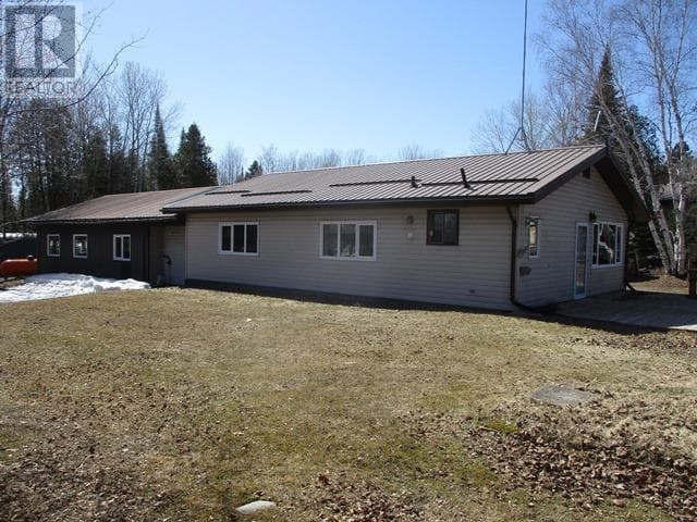 849 McIntyre DR photo 2