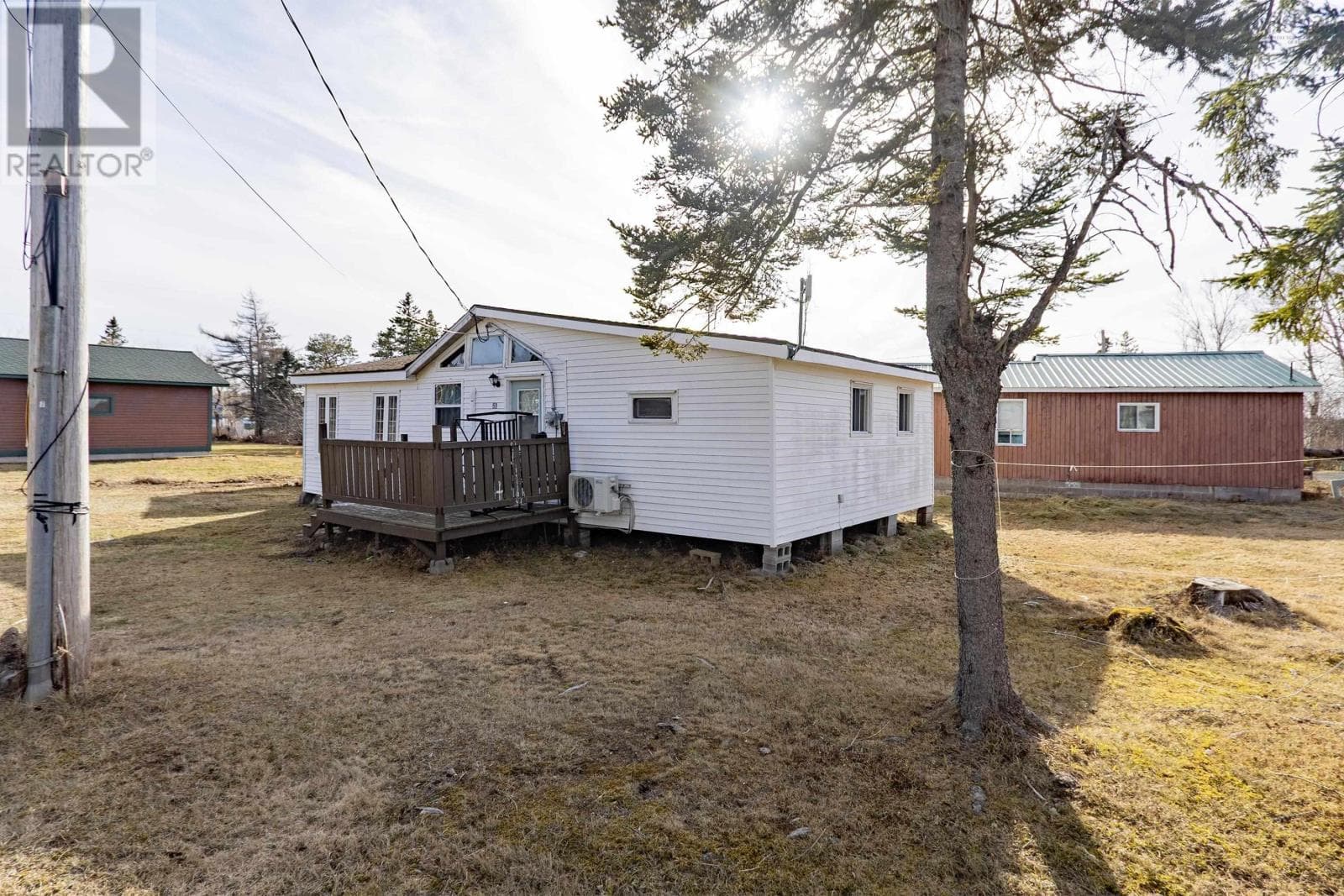 53 Jackson Point Road photo 3
