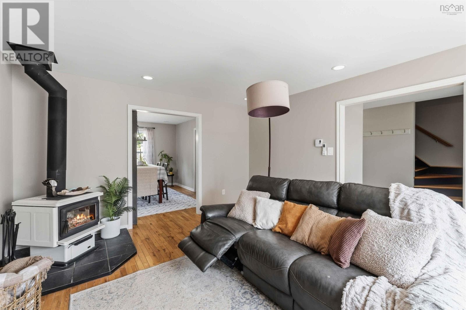 108 Terra Nova Drive photo 3
