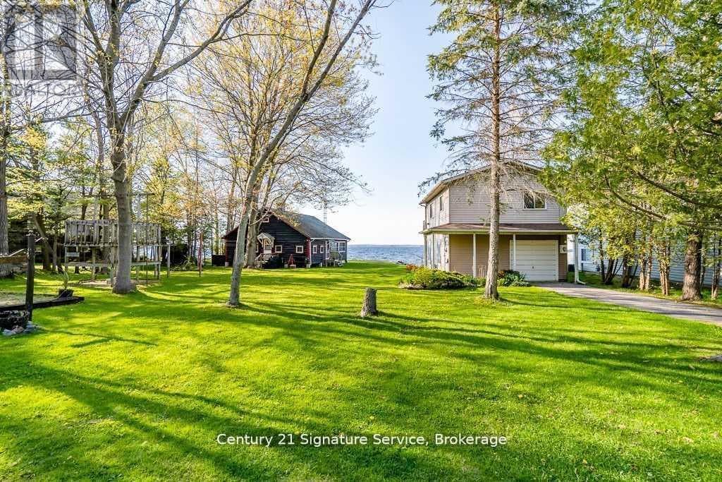 4 bed 2 bath single family at 264 ROBINS POINT ROAD — $1,485,500