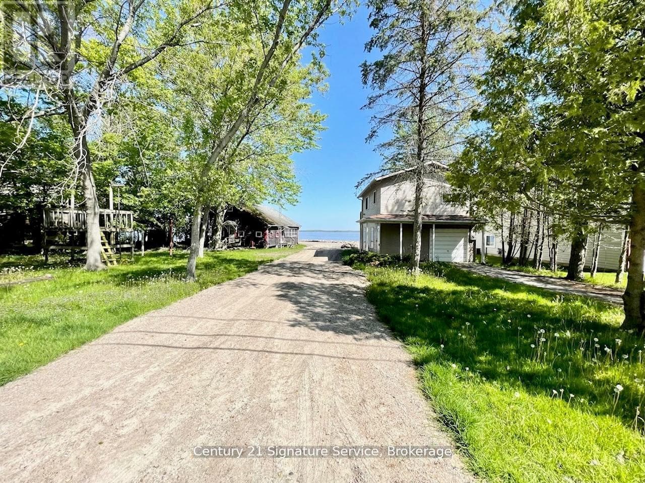 264 ROBINS POINT ROAD photo 2