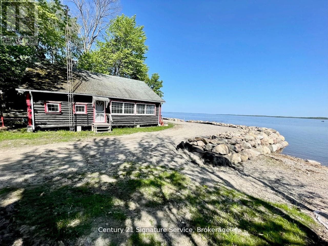 264 ROBINS POINT ROAD photo 5
