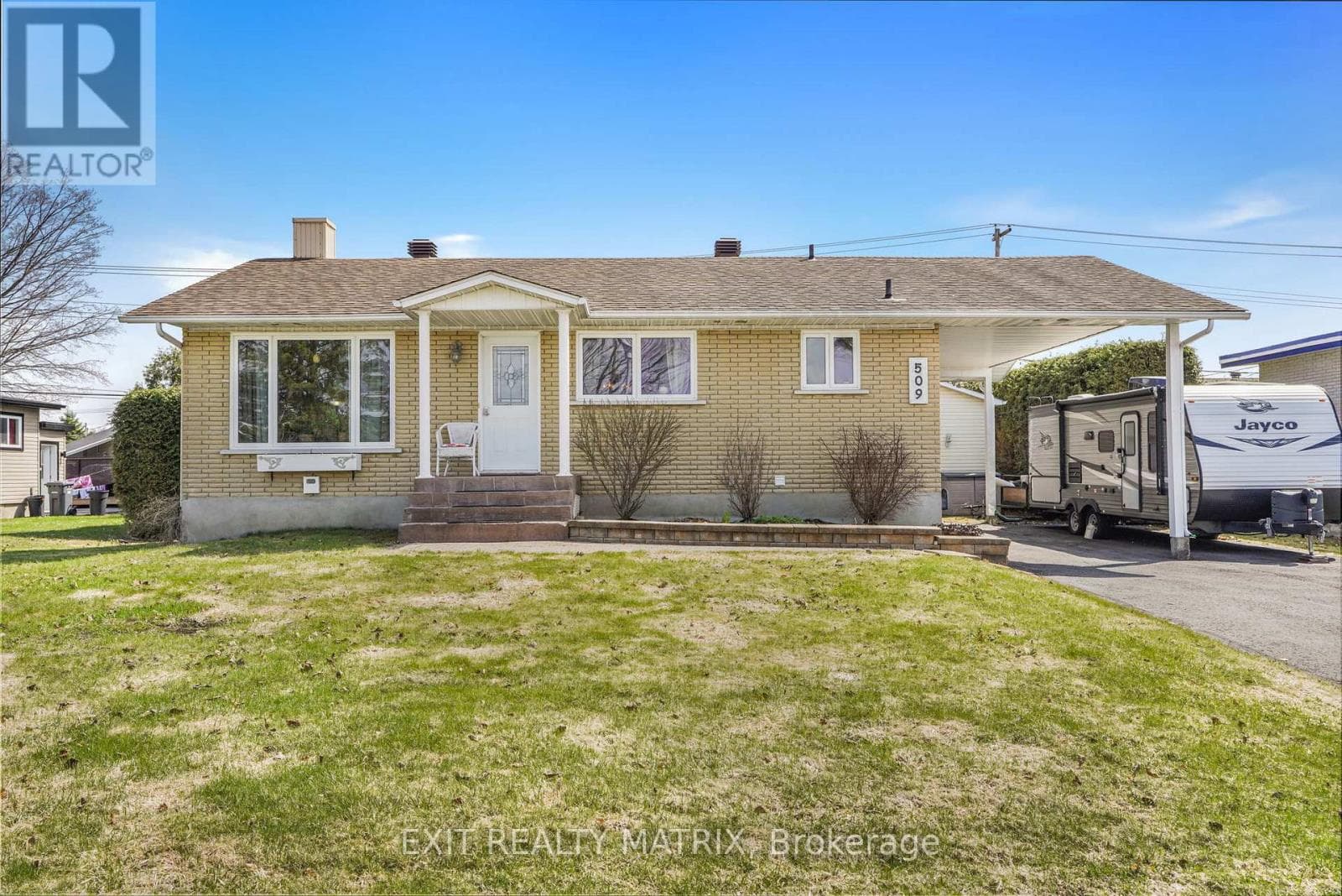 3 bed 2 bath single family at 509 GHISLAIN STREET — $577,000