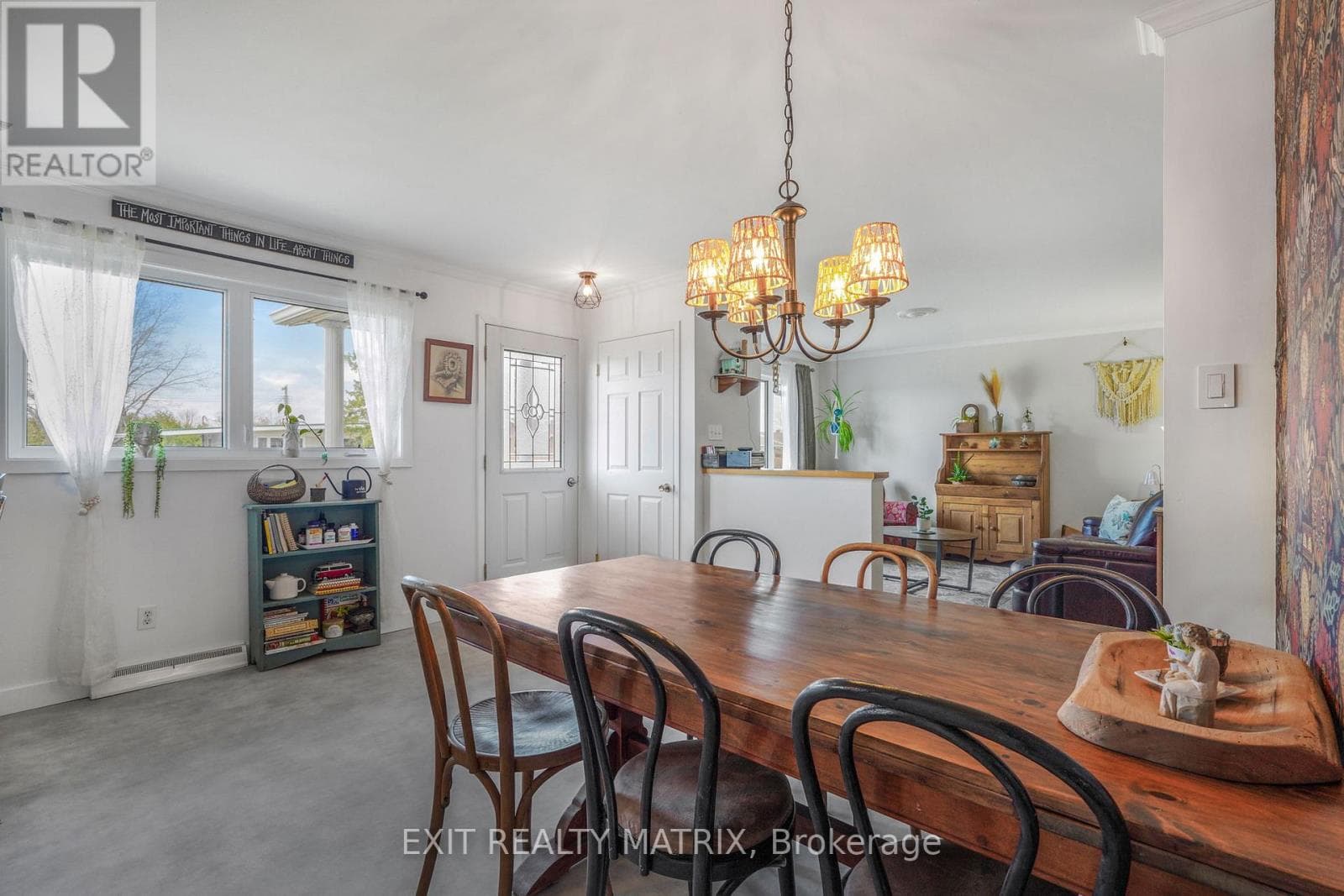 509 GHISLAIN STREET photo 5