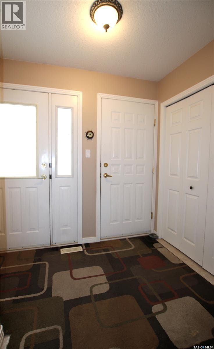 93 Russell DRIVE — photo 5